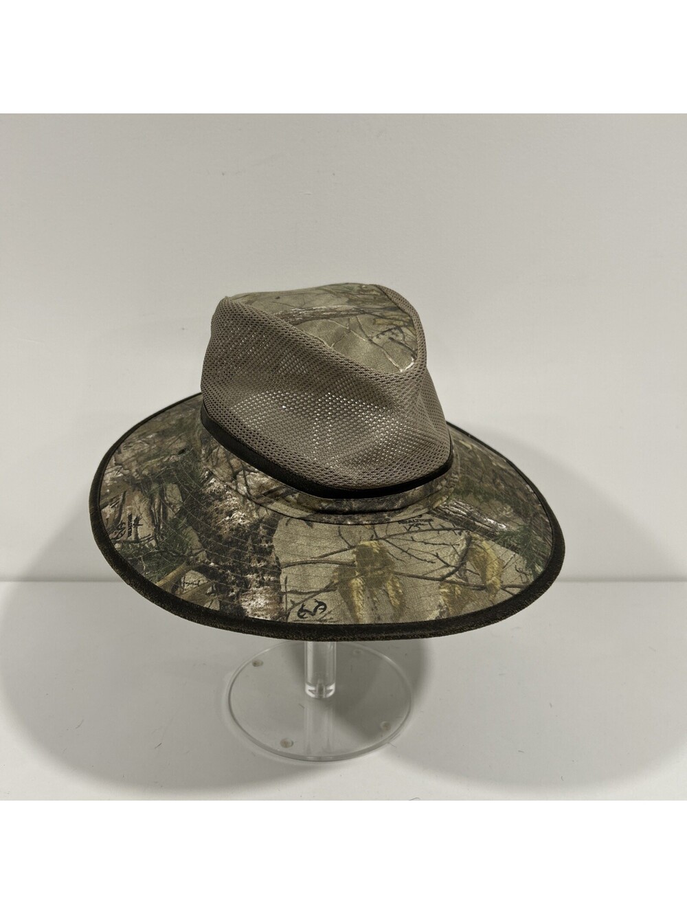 Realtree Camouflage Mesh Vented Brimmed Hiking Hunting Hat